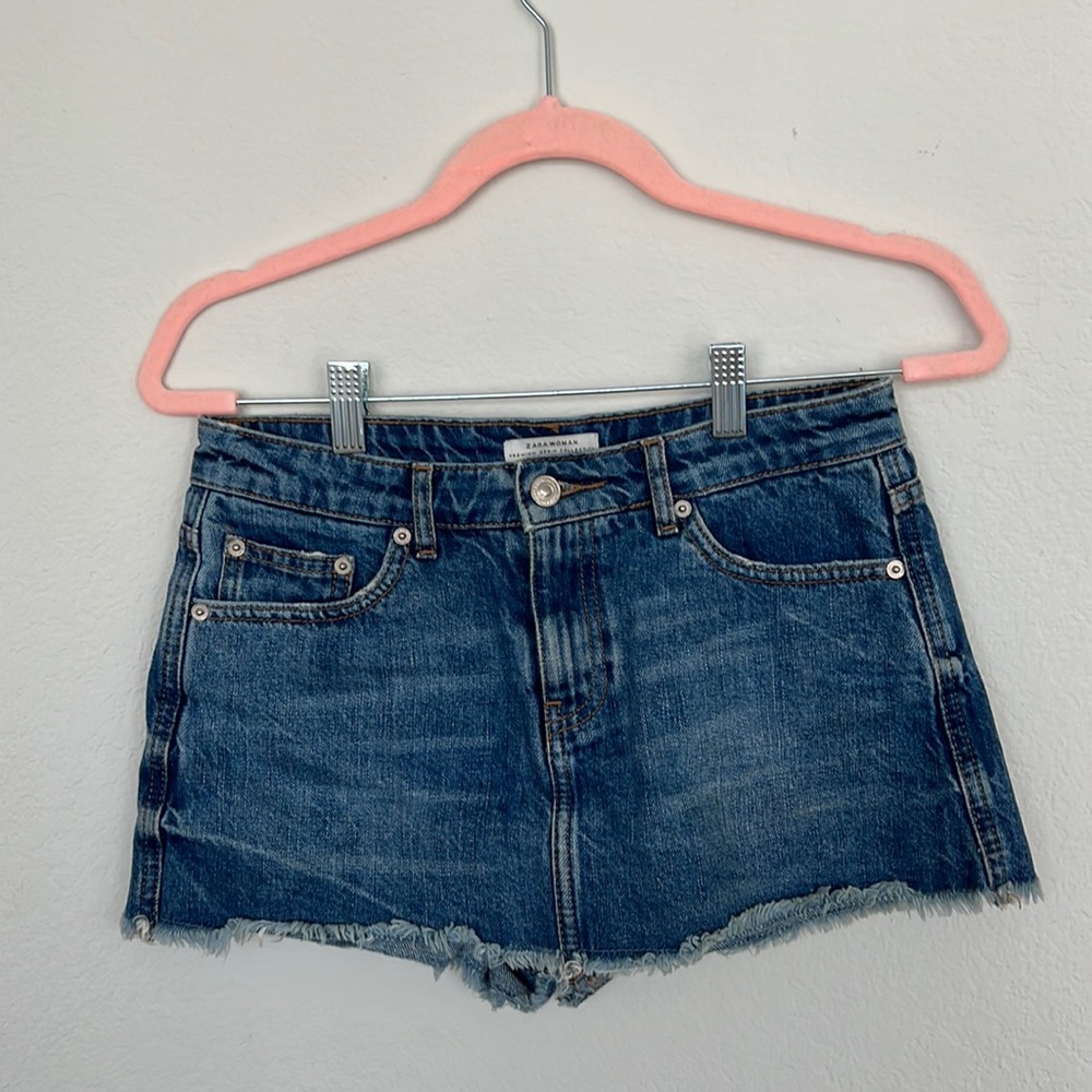 Zara Denim Skort (Size 2)